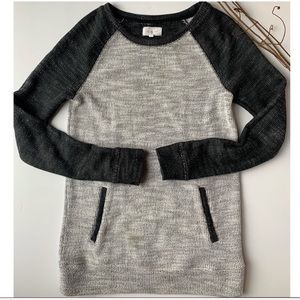Lou & Grey Long Sleeve Raglan Style Sweater